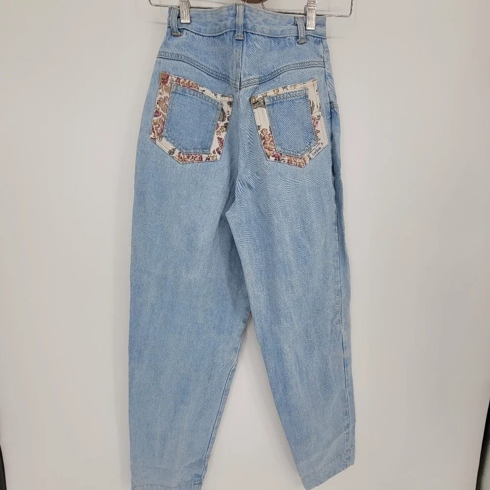 bonjour vintage light denim fabric stitch on patches mom jeans size 7 / 8 - Picture 2 of 9